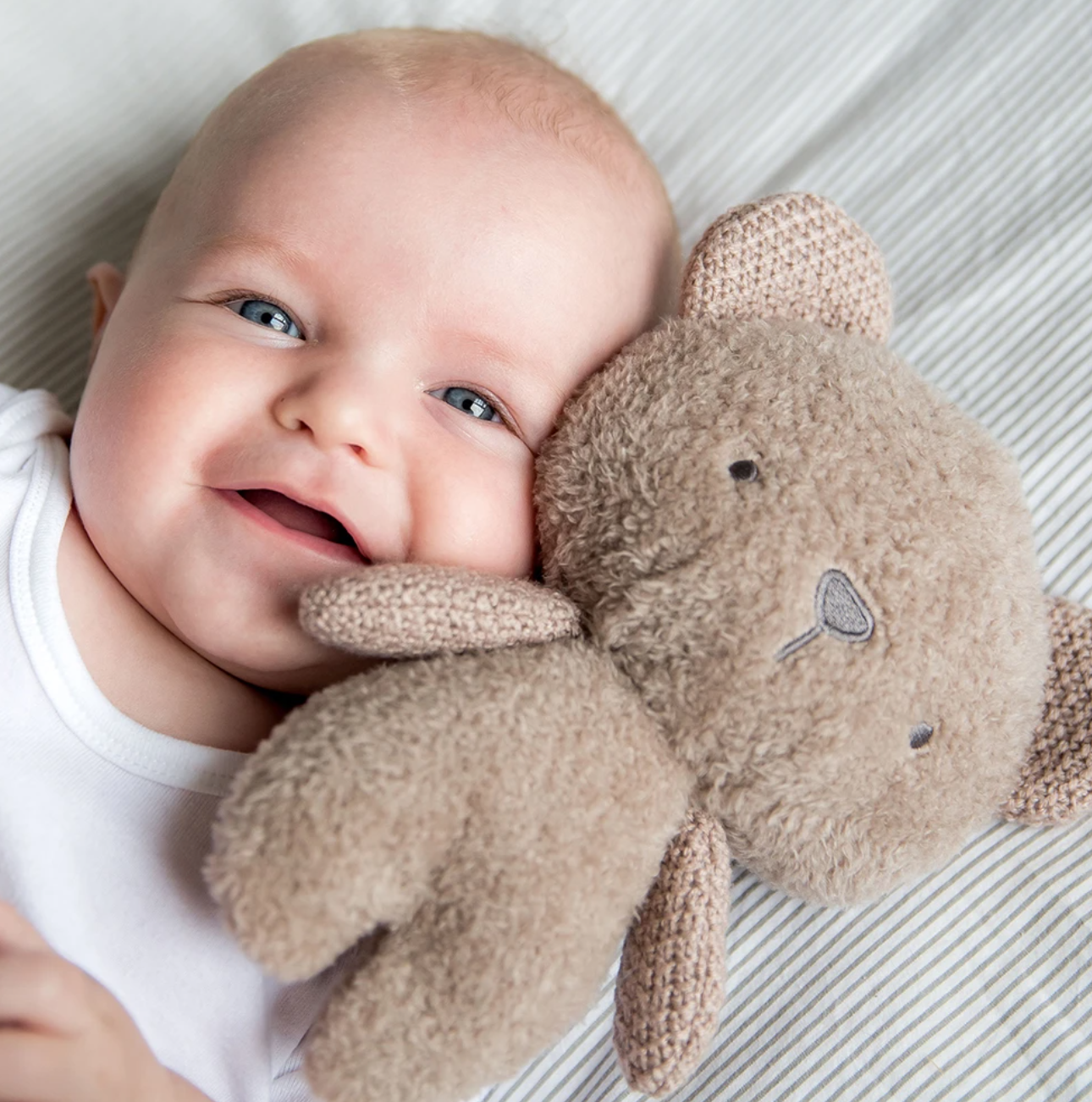 Bubble Beanie The Bear Knitted Plush Cuddly Toy